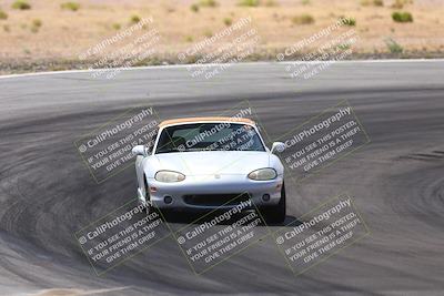 media/Jun-01-2025-CalClub SCCA (Sun) [[eae223c5dd]]/Group 1/Track Event 4/